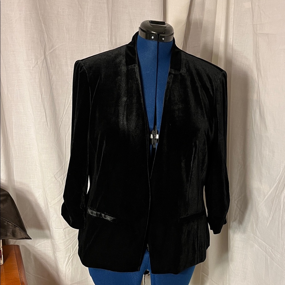 Eliza J Black Velvet Women's Blazer